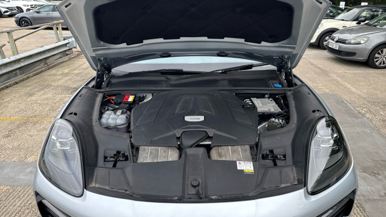 Porsche Cayenne 5dr Tiptronic S Petrol Estate